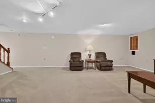 7920 Main Falls Cir, Baltimore, MD 21228 - Photo 39