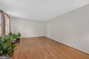 7920 Main Falls Cir, Baltimore, MD 21228 - Photo 17