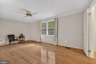 7920 Main Falls Cir, Baltimore, MD 21228 - Photo 25