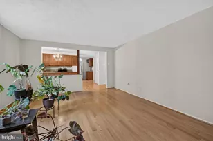 7920 Main Falls Cir, Baltimore, MD 21228 - Photo 13