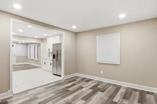 8 Control Ct, Middle River, MD 21220 - Photo 5