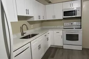 31 Stonehenge Cir, Pikesville, MD 21208 - Photo 5