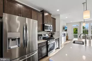 1455 Hudson View Rd, Essex, MD 21221 - Photo 13