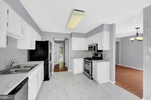 27 Preakness Ct, Owings Mills, MD 21117 - Photo 3