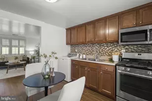 2415 Alma Rd, Baltimore, MD 21227 - Photo 11