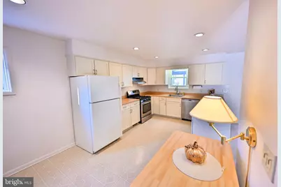 8020 Harris Avenue, Baltimore, MD 21234 - Photo 11