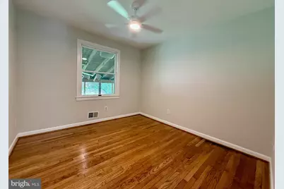 1040 Marleigh Circle, Towson, MD 21204 - Photo 7