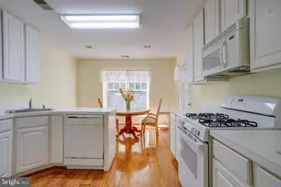 9450 Wordsworth Wy, Owings Mills, MD 21117 - Photo 19