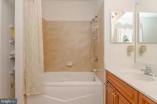 1929 Kathryns Ct, Baltimore, MD 21221 - Photo 17