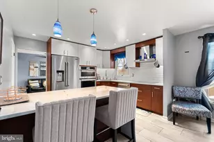 24 Jameson Ln, Baltimore, MD 21208 - Photo 13