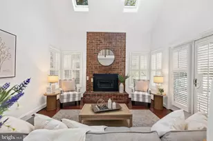11610 Silvermaple Ct, Cockeysville, MD 21030 - Photo 5