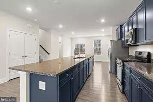 304 Sweetbay Rd, Essex, MD 21221 - Photo 9