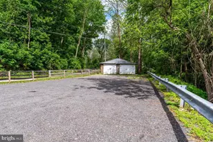 15213 Falls Rd, Butler, MD 21023 - Photo 21