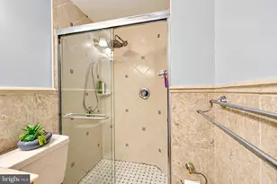 158 Greenmeadow Dr, Lutherville Timonium, MD 21093 - Photo 25