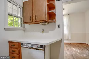 10 Hillview Dr, Catonsville, MD 21228 - Photo 13