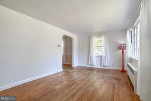 10 Hillview Dr, Catonsville, MD 21228 - Photo 7