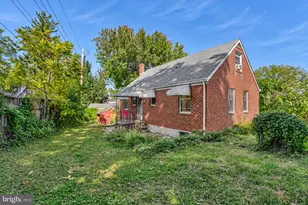 10 Hillview Dr, Catonsville, MD 21228 - Photo 3