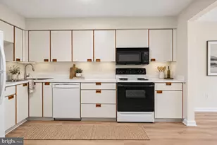 1 Pipe Hill Ct, Baltimore, MD 21209 - Photo 11