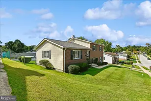 6739 Fox Meadow Rd, Gwynn Oak, MD 21207 - Photo 3