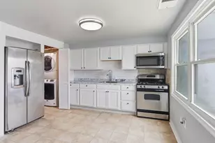 2716 Yarnall Rd, Halethorpe, MD 21227 - Photo 3