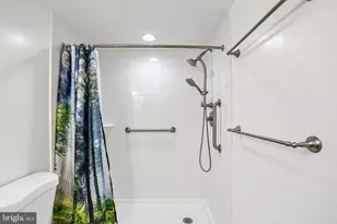 205 E Joppa Road E, Towson, MD 21286 - Photo 21