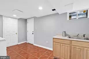 3805 Arbutus Ave, Gwynn Oak, MD 21207 - Photo 29
