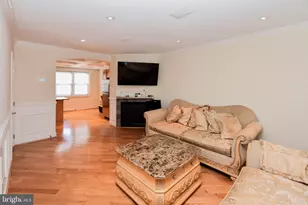 7042 Bank St, Baltimore, MD 21224 - Photo 27
