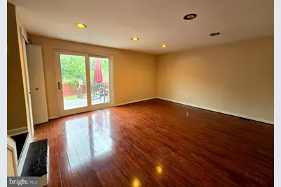9 Van Court, Baltimore, MD 21206 - Photo 3