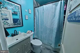 8 Clipper Rd, Baltimore, MD 21221 - Photo 13