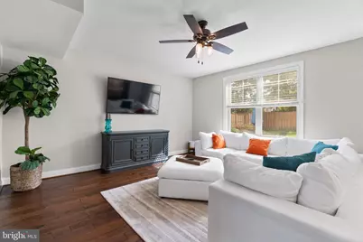 211 Hazel Avenue, Baltimore, MD 21227 - Photo 15