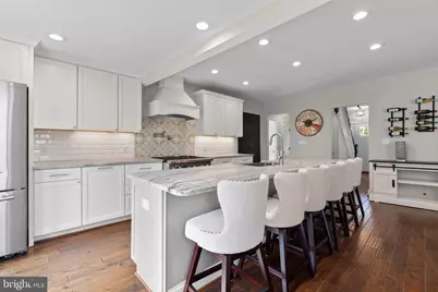 211 Hazel Avenue, Baltimore, MD 21227 - Photo 9
