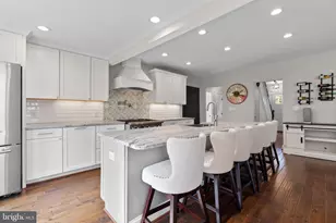 211 Hazel Ave, Baltimore, MD 21227 - Photo 9