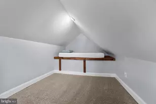 211 Hazel Ave, Baltimore, MD 21227 - Photo 39