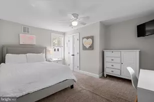 211 Hazel Ave, Baltimore, MD 21227 - Photo 33