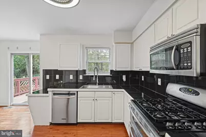 9823 Sherwood Farm Road, Owings Mills, MD 21117 - Photo 7