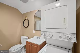 121 Mariners Point Dr, Middle River, MD 21220 - Photo 35