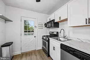 7721 Wilson Ave, Parkville, MD 21234 - Photo 13