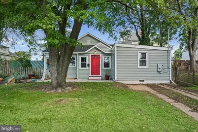 18 4th Avenue, Baltimore, MD 21227 - Photo 1