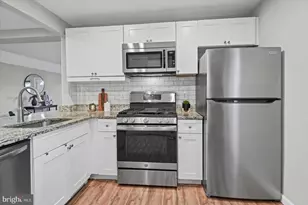 18 4th Ave, Baltimore, MD 21227 - Photo 13