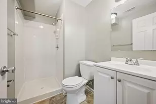 656 Villager Cir, Baltimore, MD 21222 - Photo 21
