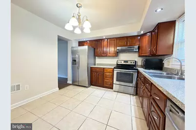 9322 Fitzharding Lane, Owings Mills, MD 21117 - Photo 3