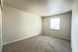 9322 Fitzharding Ln, Owings Mills, MD 21117 - Photo 13