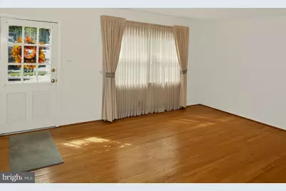 11745 Terry Town Drive Drive, Reisterstown, MD 21136 - Photo 5