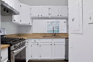 9005 Groffs Mill Dr, Owings Mills, MD 21117 - Photo 3