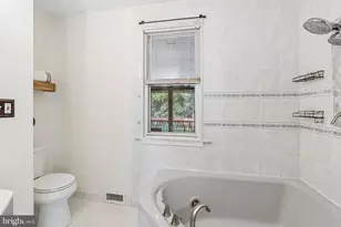 2728 Maple Ave, Baltimore, MD 21234 - Photo 17