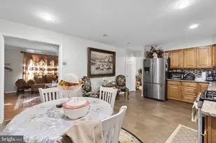 202 Fox Haven Ct, Reisterstown, MD 21136 - Photo 7