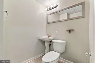 24 Neves Ct, Parkville, MD 21234 - Photo 23