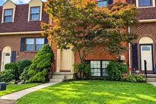 19 Casey Ct, Catonsville, MD 21228 - Photo 3