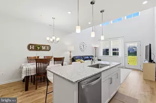 4279 Market Pl Dr, Perry Hall, MD 21128 - Photo 9