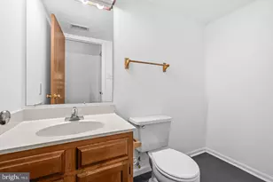 7 Briarleaf Ct, Baltimore, MD 21228 - Photo 33